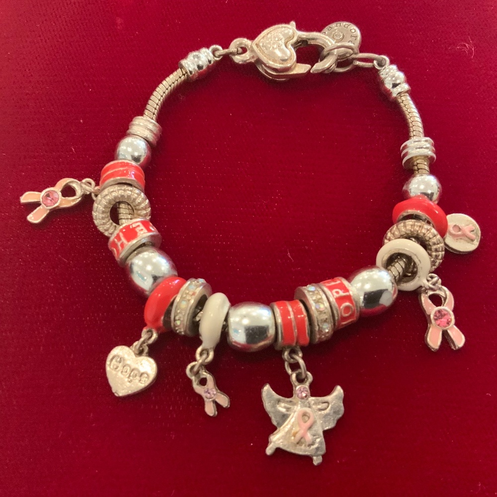 SOLD Vintage Charm Bracelet - Picture 1 of 1